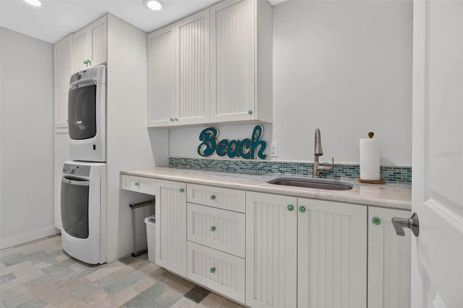 326 WINDRUSH BOULEVARD #202, INDIAN ROCKS BEACH, FL, photo 9 of 48
