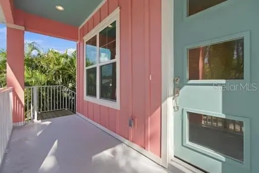 Crystal Beach home, photo 7 of 8