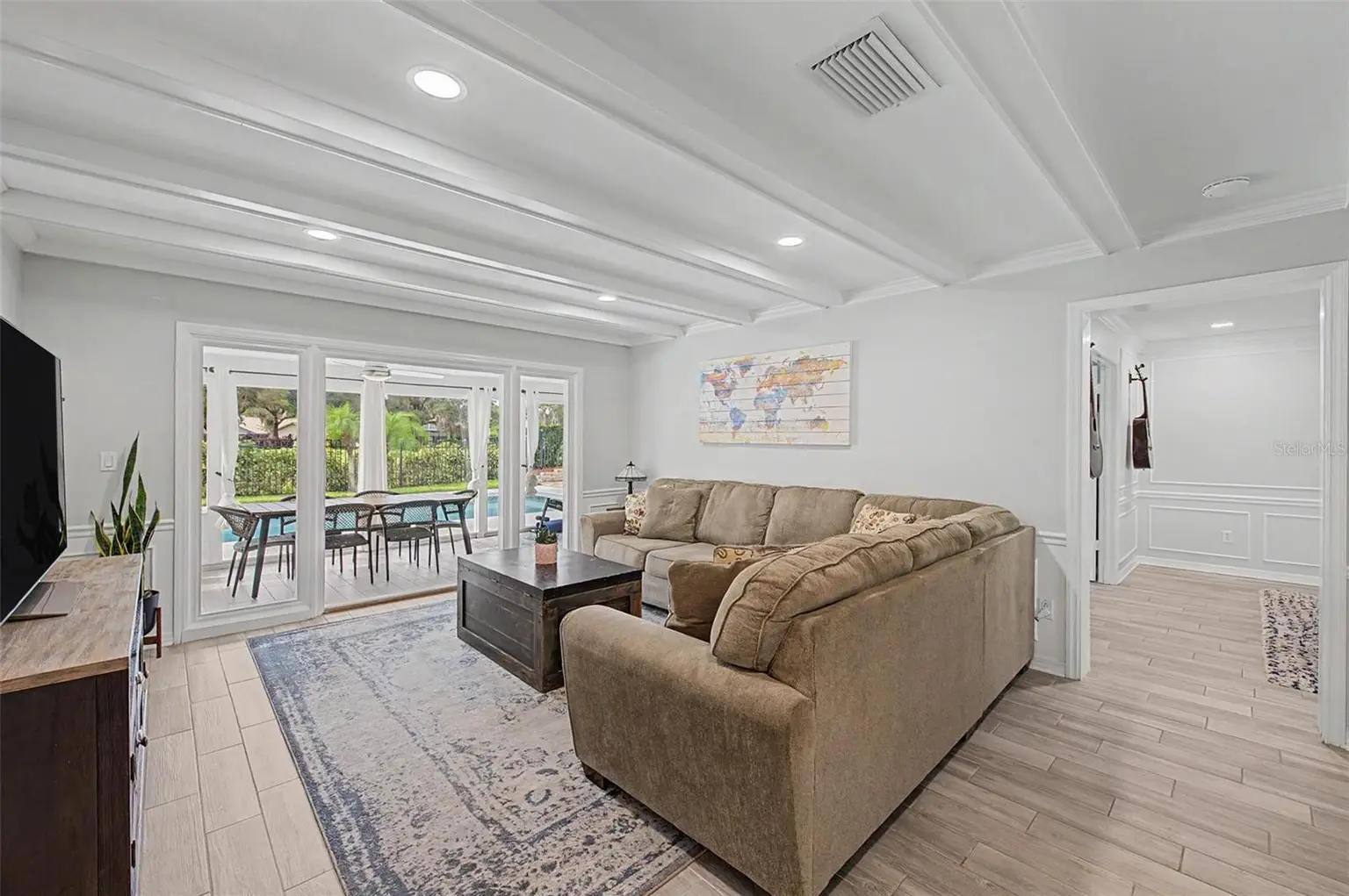 3909 NORTHAMPTON WAY, TAMPA, FL, photo 8 of 44