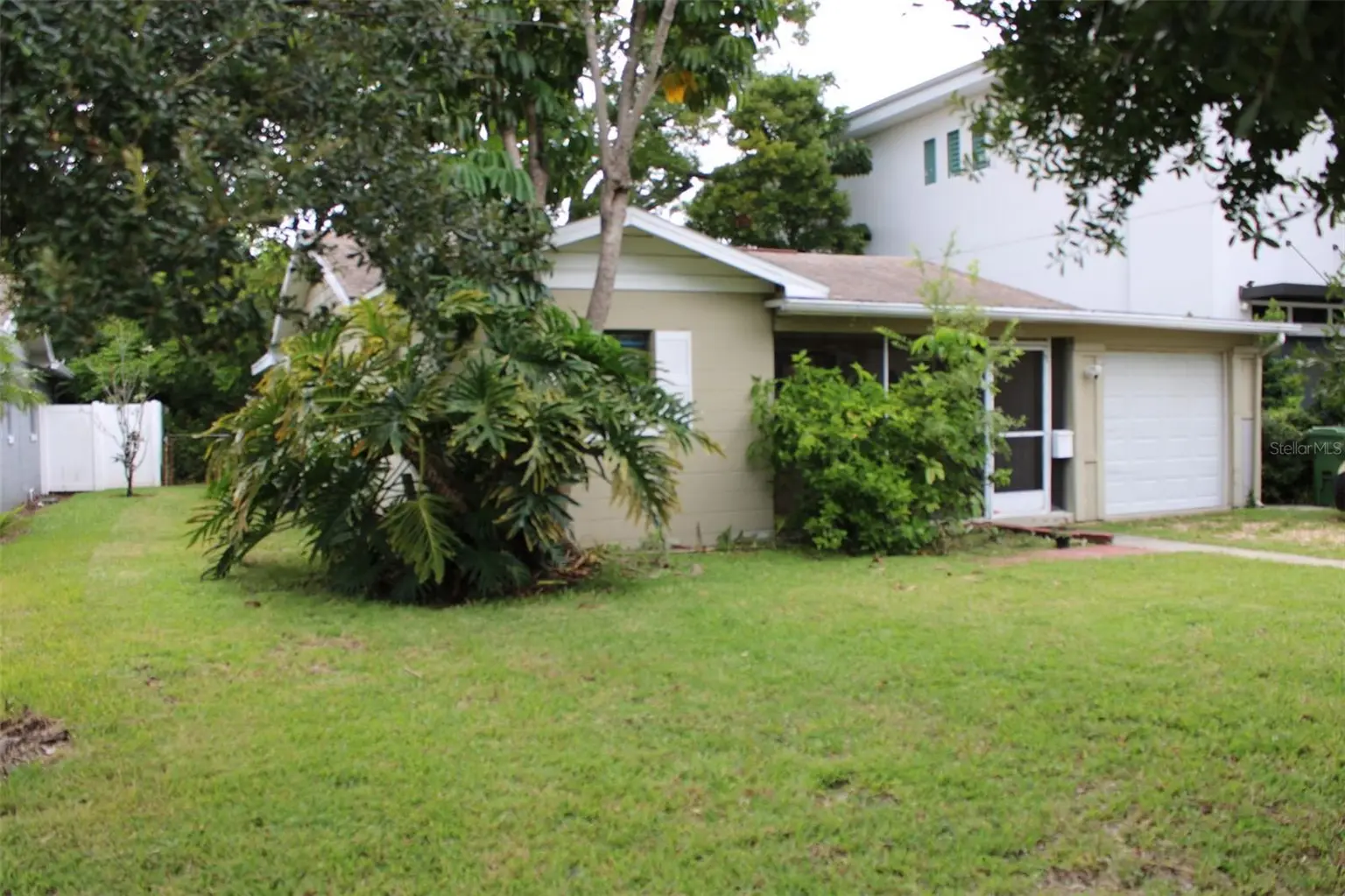 316 COMO STREET, TAMPA, FL, photo 2 of 15