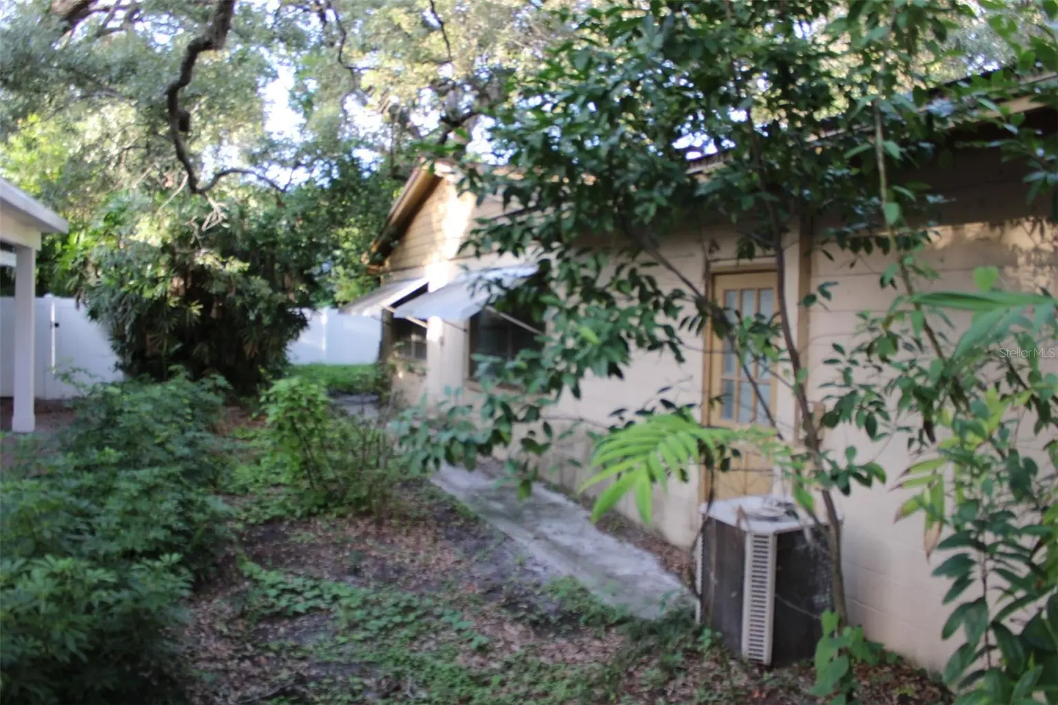 4417 W WATROUS AVENUE, TAMPA, FL, photo 9 of 12