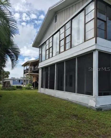 17603 1ST STREET E, ST PETERSBURG, FL, photo 6 of 25
