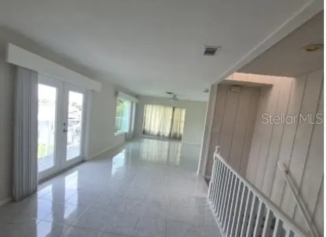 17603 1ST STREET E, ST PETERSBURG, FL, photo 14 of 25