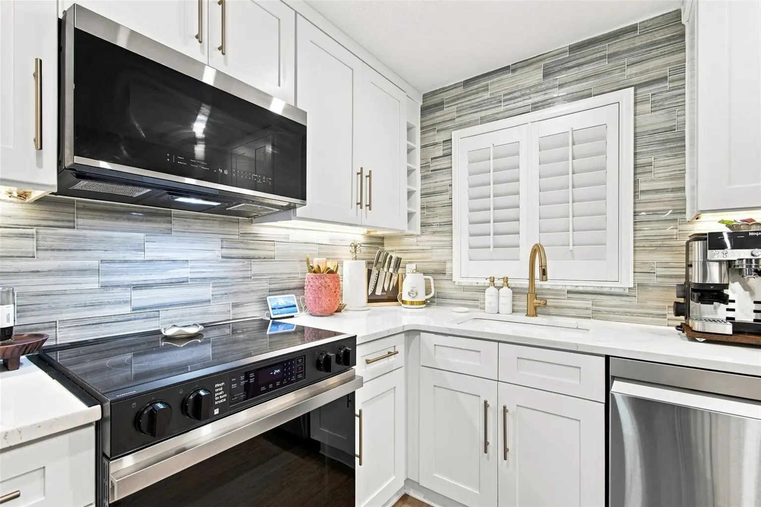 17035 GULF BOULEVARD #122, NORTH REDINGTON BEACH, FL, photo 9 of 46