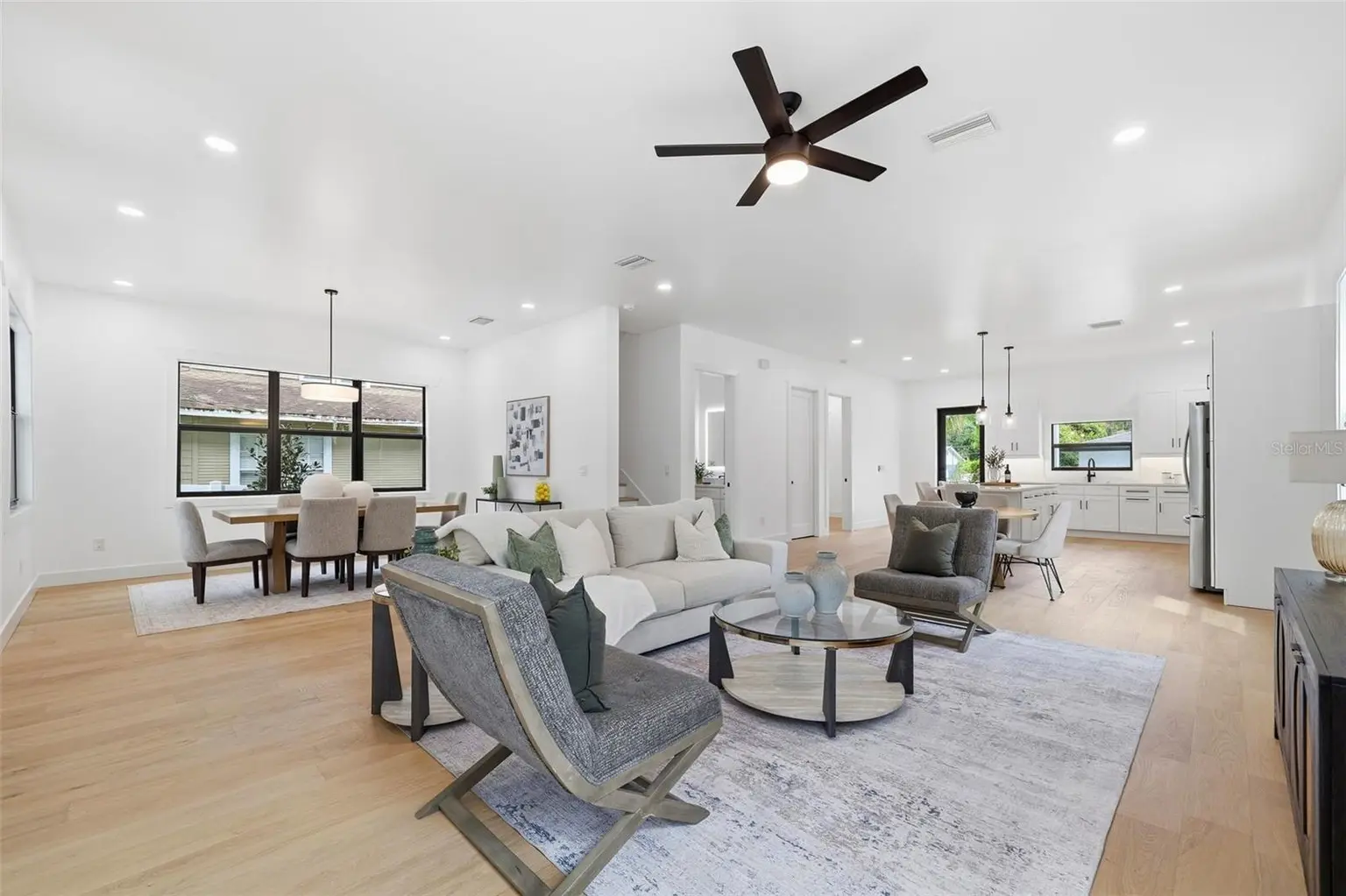 307 W JEAN STREET, TAMPA, FL, photo 6 of 35
