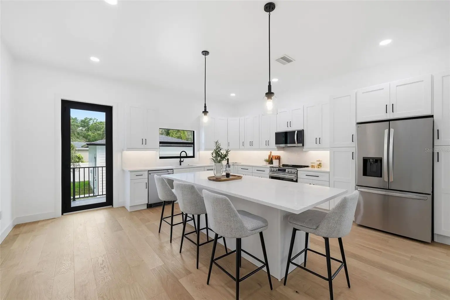307 W JEAN STREET, TAMPA, FL, photo 12 of 35
