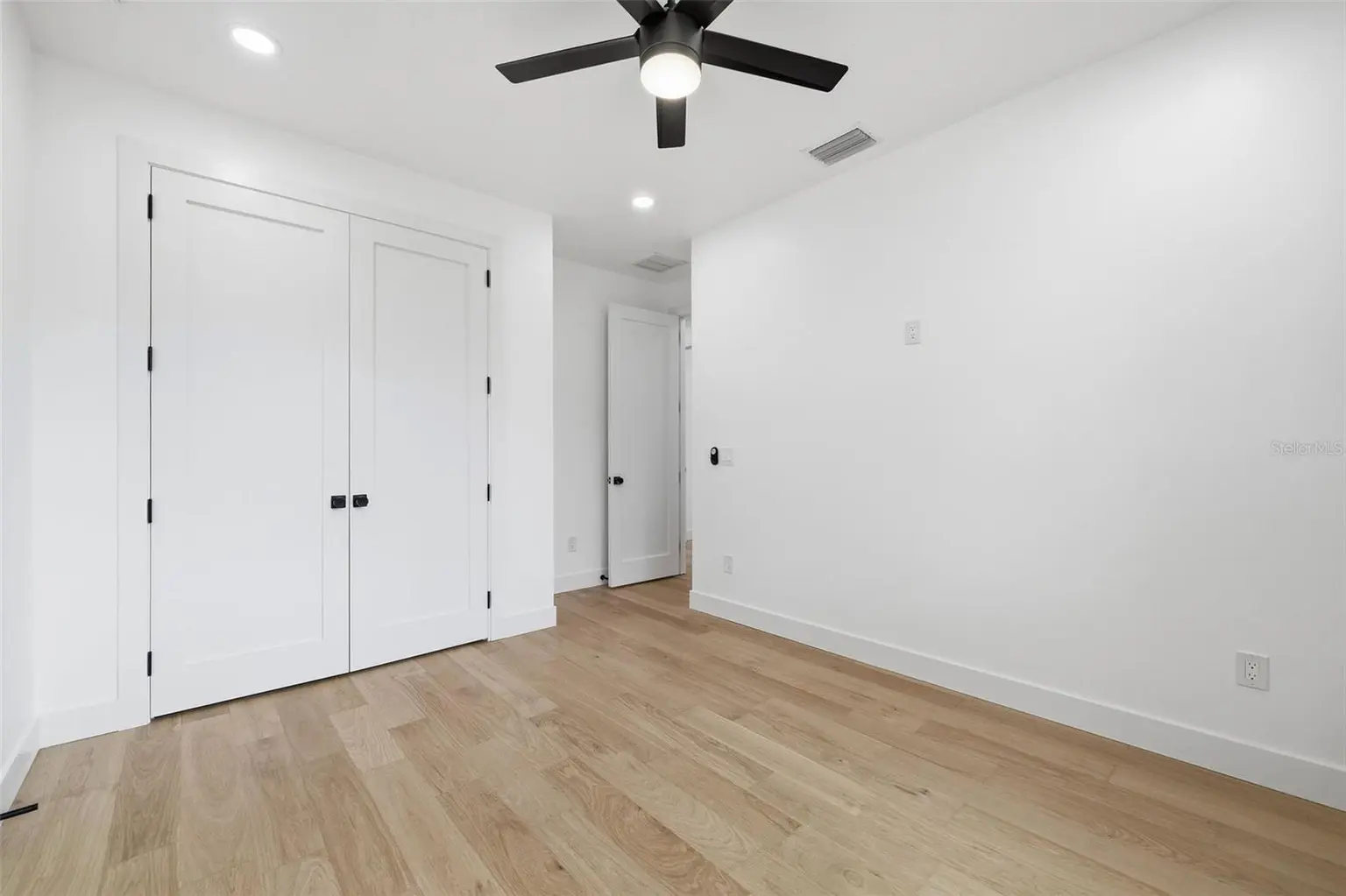 307 W JEAN STREET, TAMPA, FL, photo 20 of 35