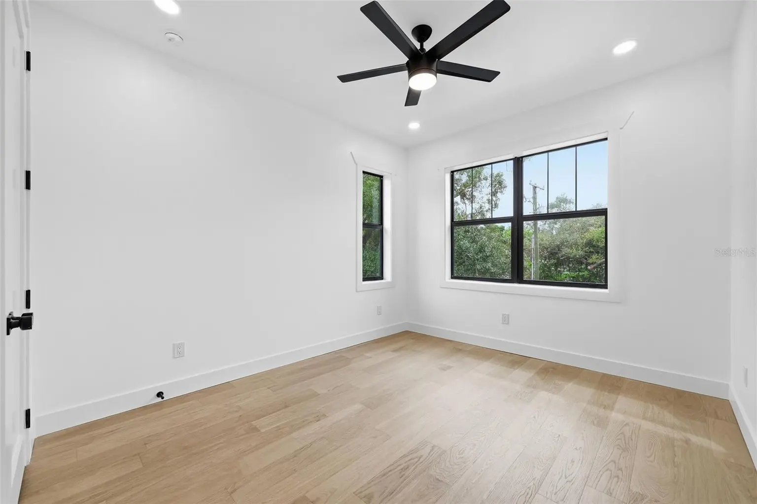 307 W JEAN STREET, TAMPA, FL, photo 23 of 35