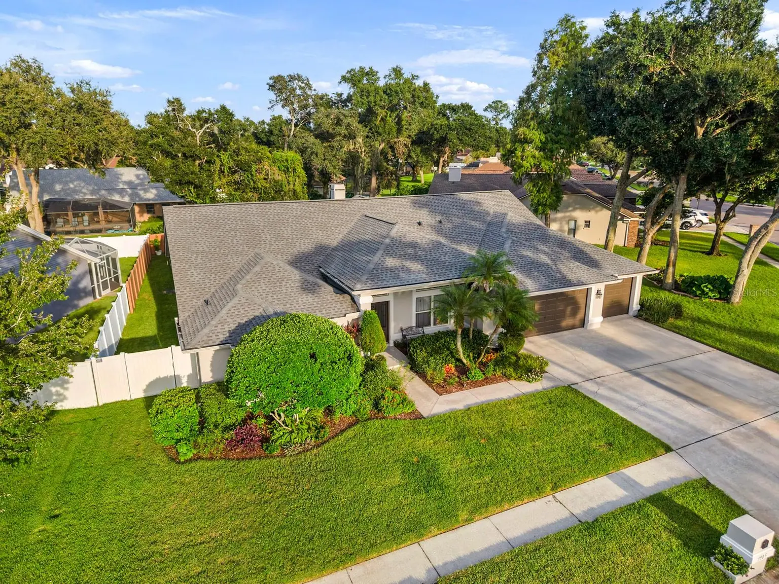 3905 NORTHRIDGE DRIVE, VALRICO, FL, photo 2 of 36