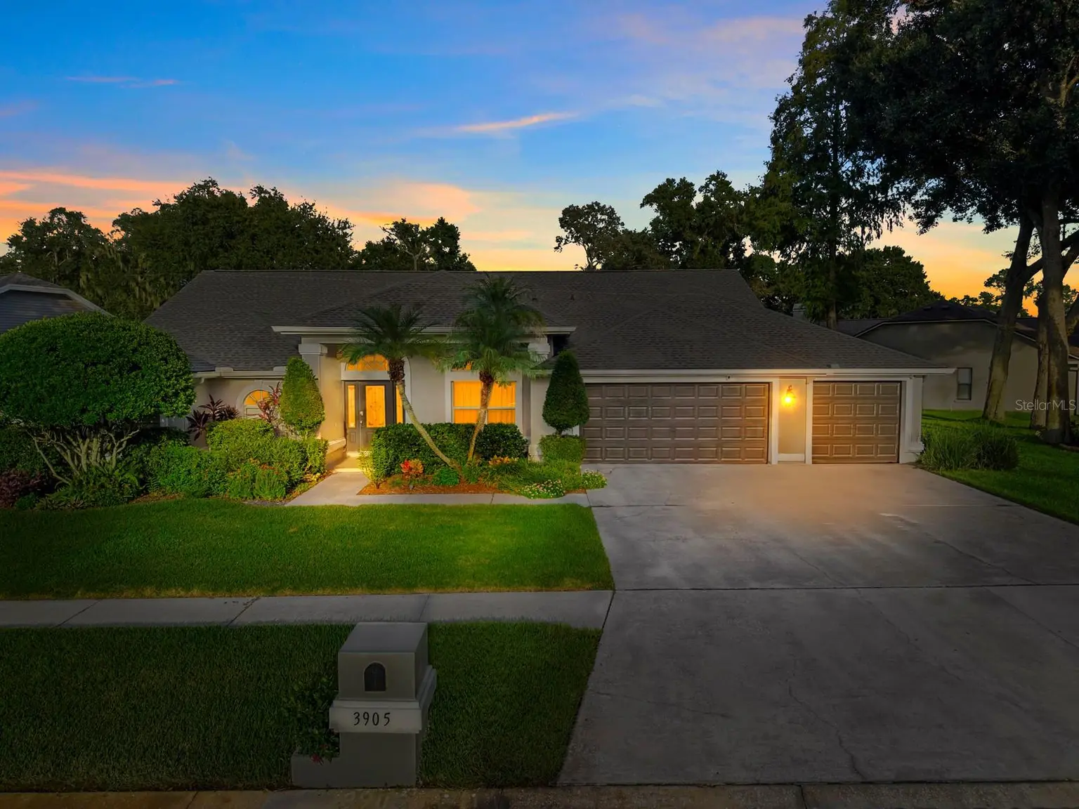 3905 NORTHRIDGE DRIVE, VALRICO, FL, photo 3 of 36