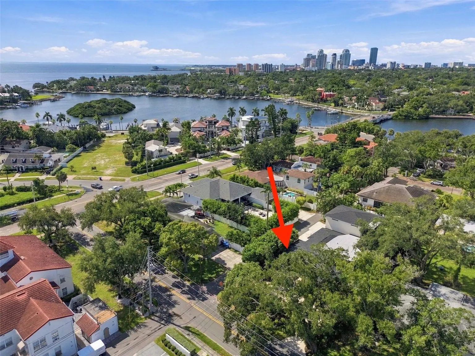 100 MONTEREY BOULEVARD NE, ST PETERSBURG, FL, photo 2 of 59