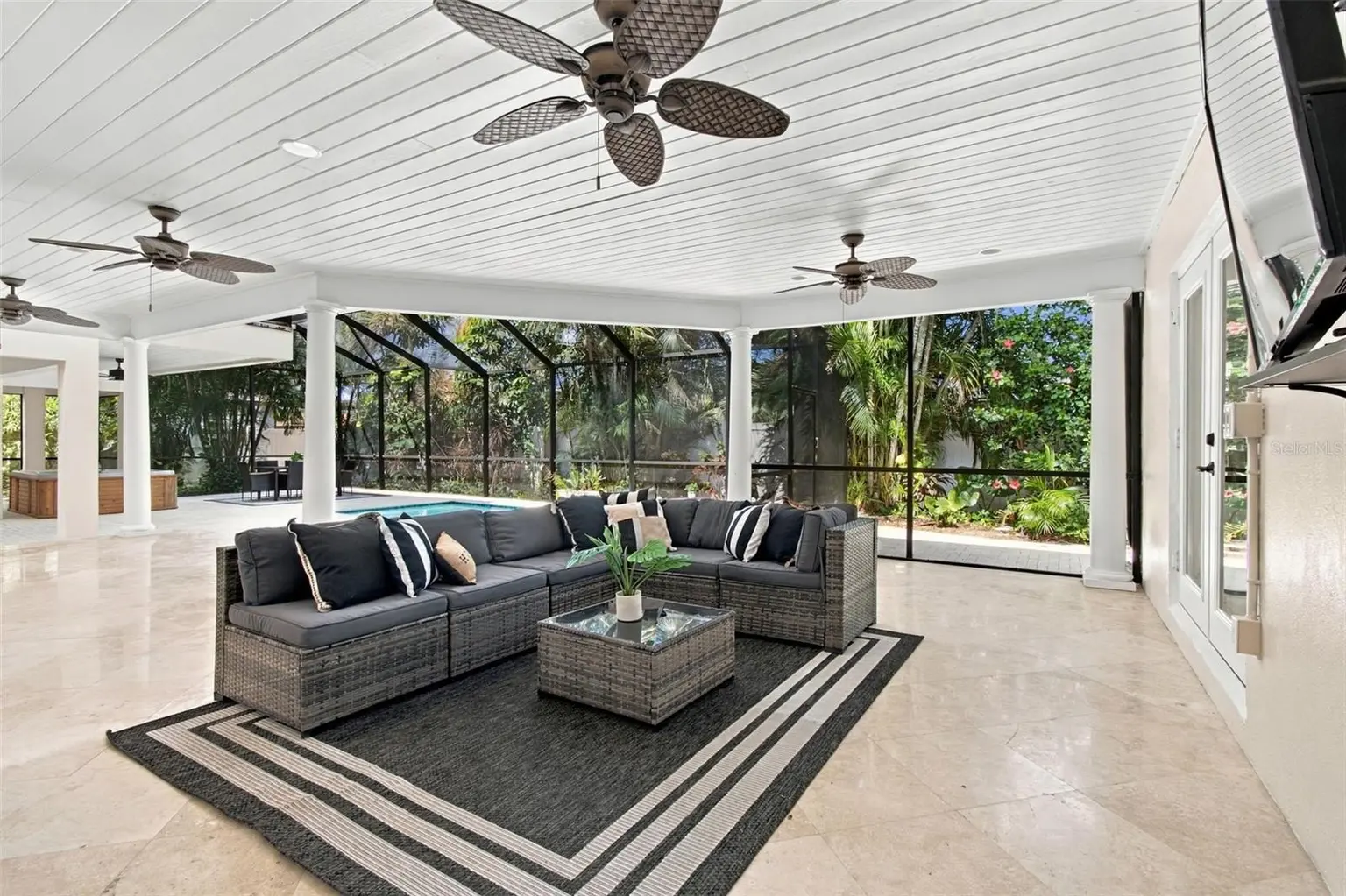 100 MONTEREY BOULEVARD NE, ST PETERSBURG, FL, photo 4 of 59
