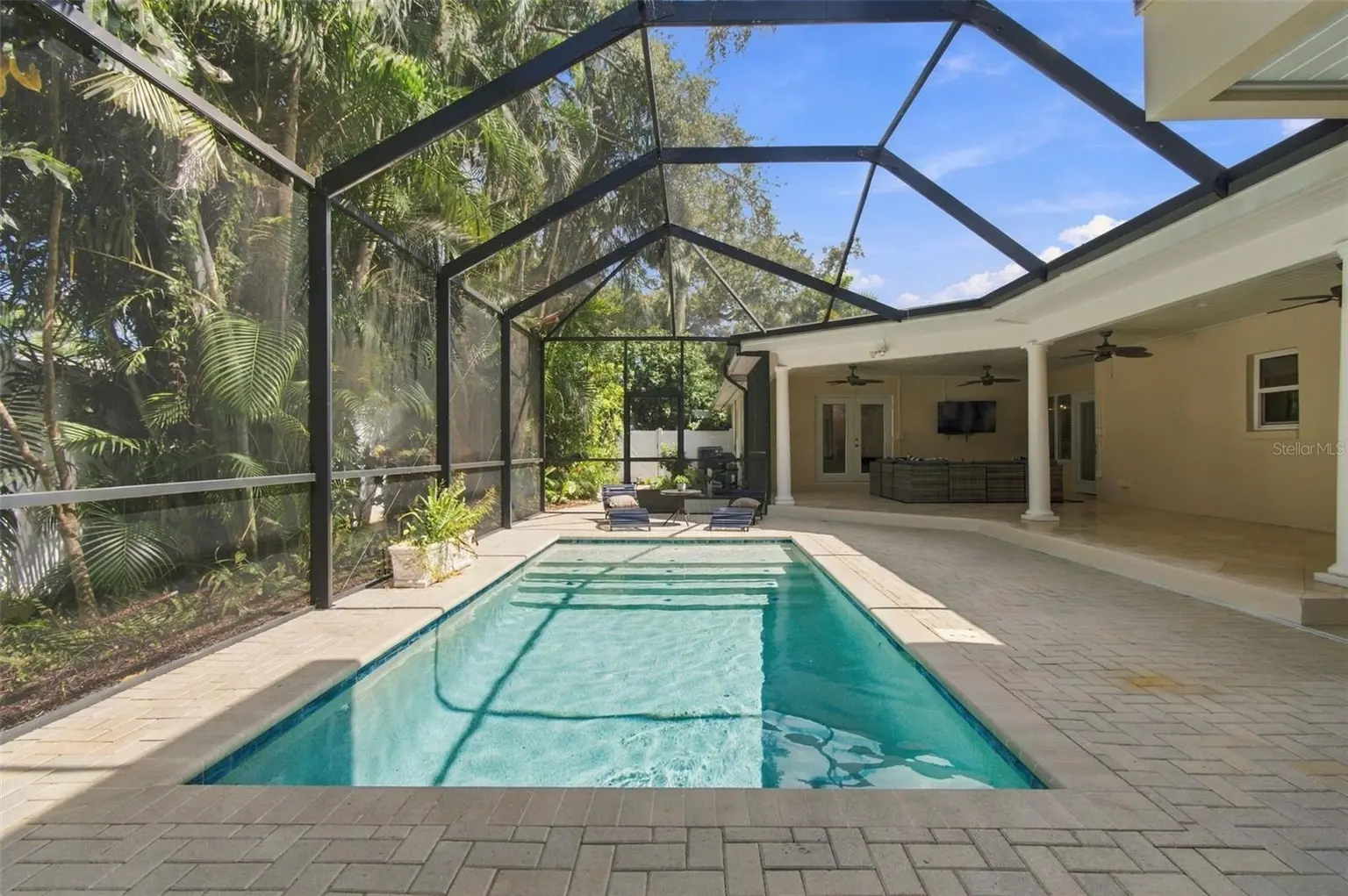 100 MONTEREY BOULEVARD NE, ST PETERSBURG, FL, photo 5 of 59