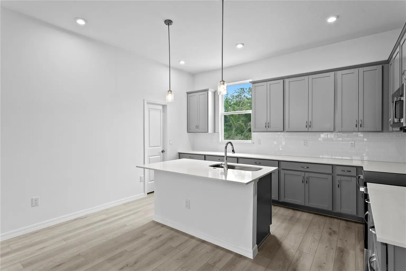 9614 MONTAGUE STREET, WESTCHASE, FL, photo 13 of 24