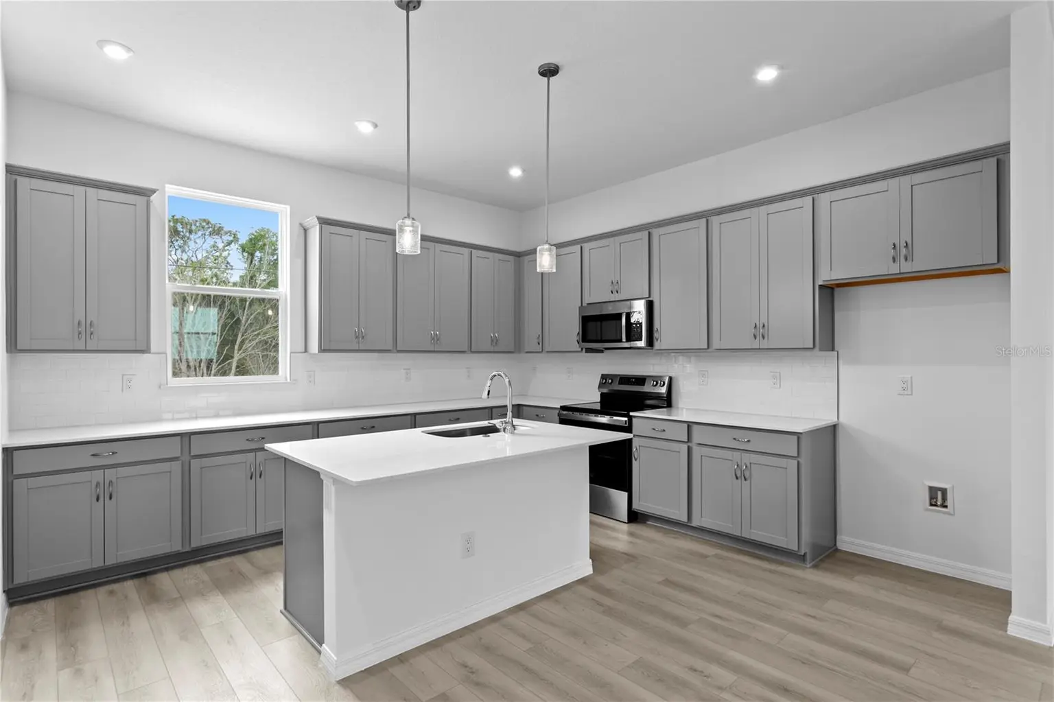 9608 MONTAGUE STREET, WESTCHASE, FL, photo 9 of 24