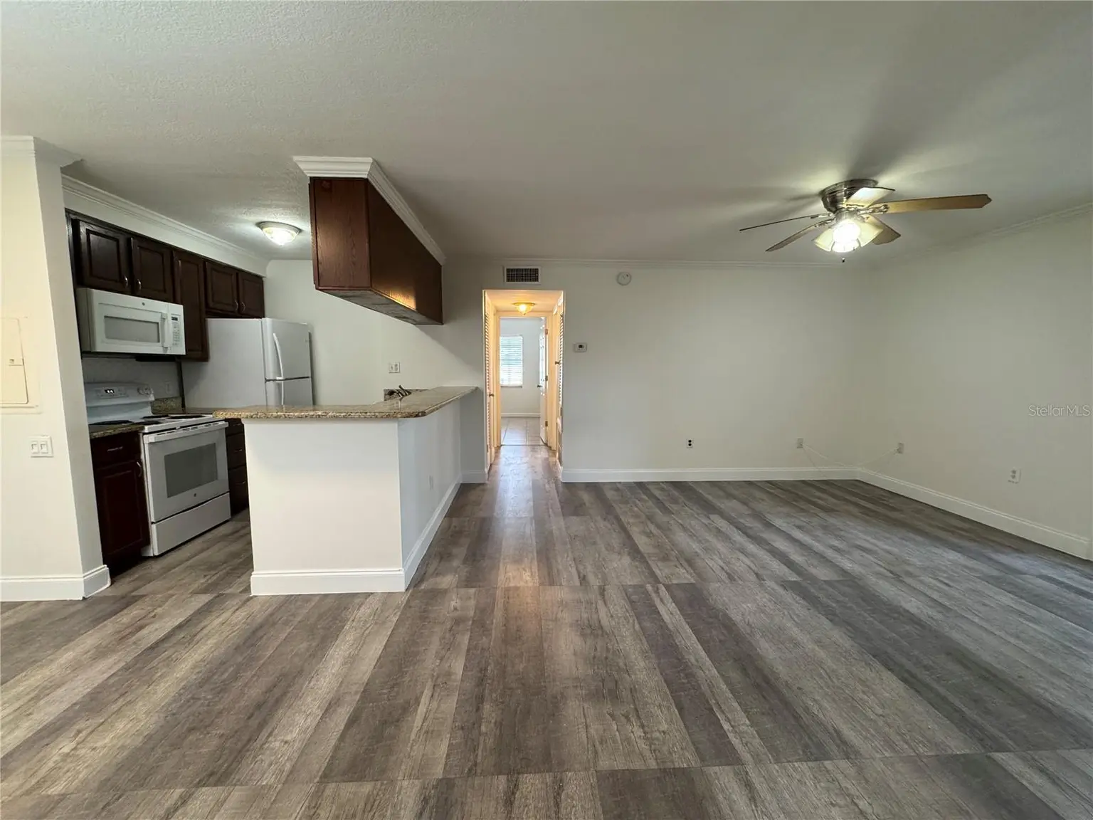 5306 W KENNEDY BOULEVARD #112, TAMPA, FL, photo 13 of 51