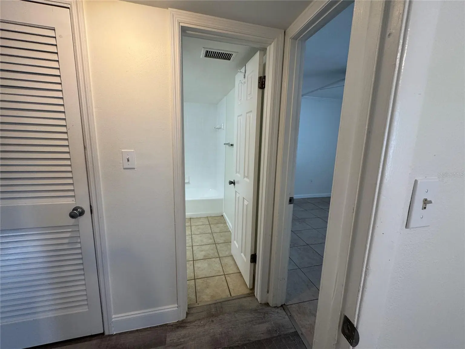 5306 W KENNEDY BOULEVARD #112, TAMPA, FL, photo 32 of 51