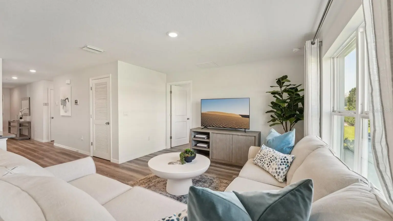 Holloway Landing home, photo 7 of 8