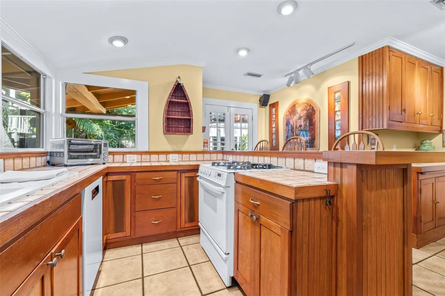 109 S WESTLAND AVENUE, TAMPA, FL, photo 18 of 66