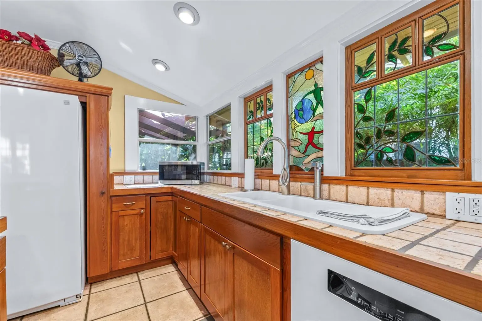 109 S WESTLAND AVENUE, TAMPA, FL, photo 19 of 66