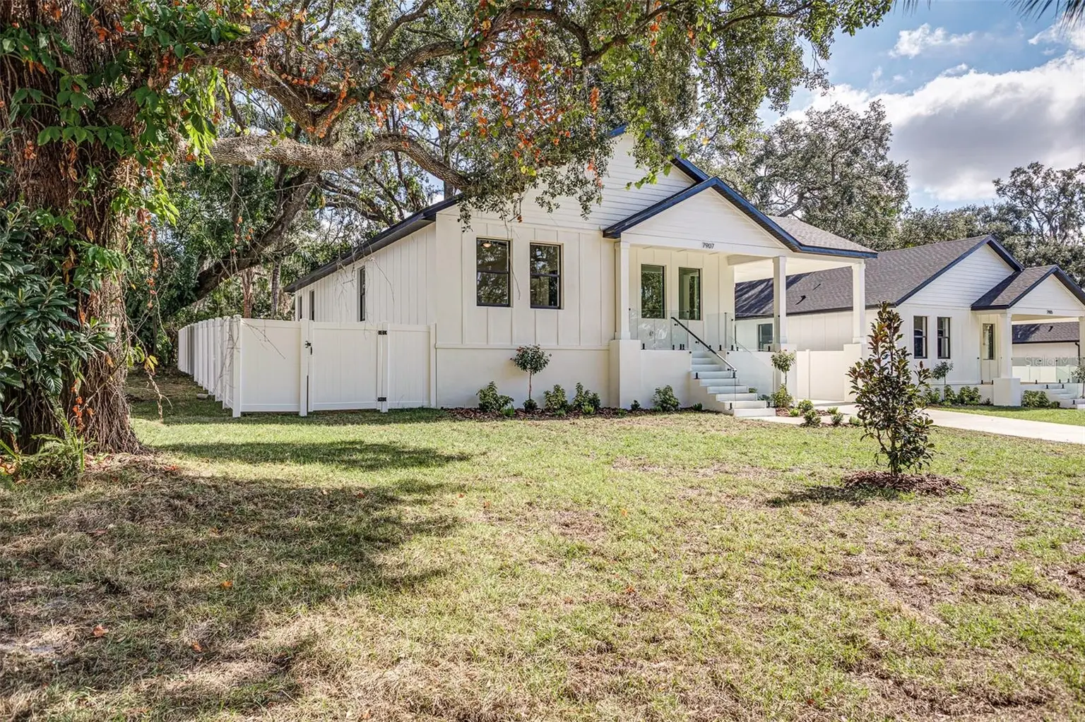 7907 N GREENWOOD AVENUE, TAMPA, FL, photo 5 of 28