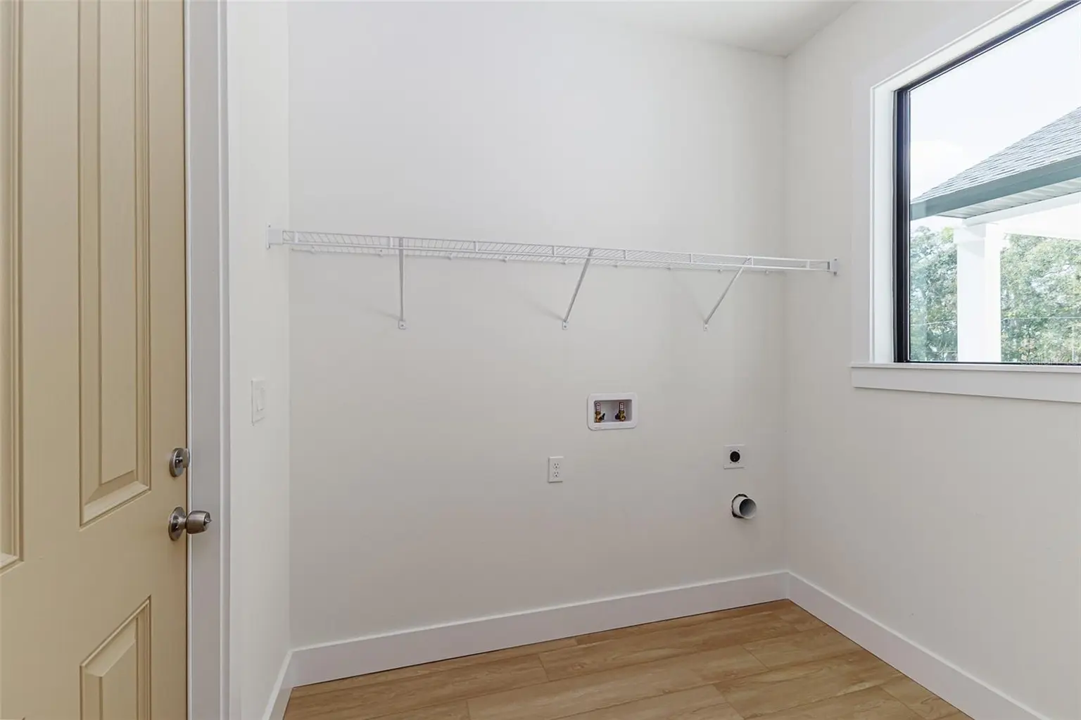 7907 N GREENWOOD AVENUE, TAMPA, FL, photo 12 of 28