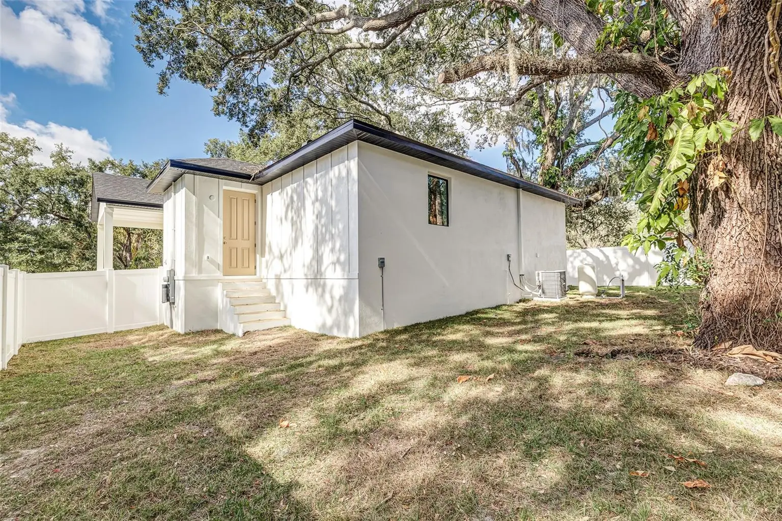 7907 N GREENWOOD AVENUE, TAMPA, FL, photo 27 of 28