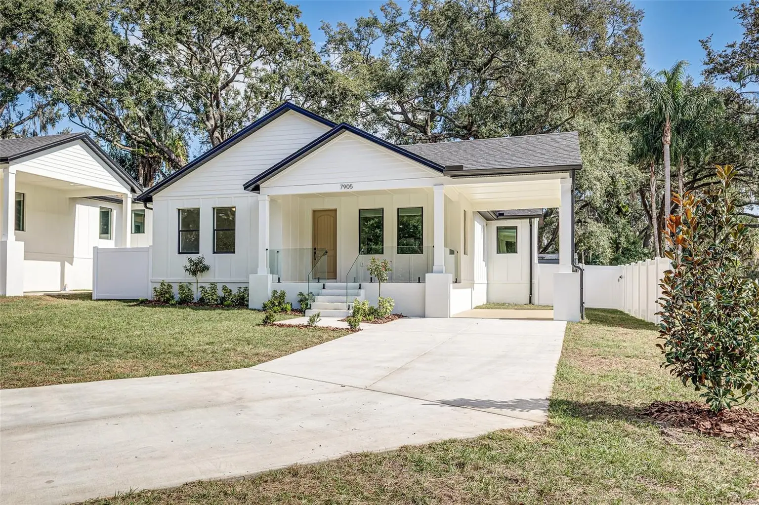7905 N GREENWOOD AVENUE, TAMPA, FL, photo 4 of 30