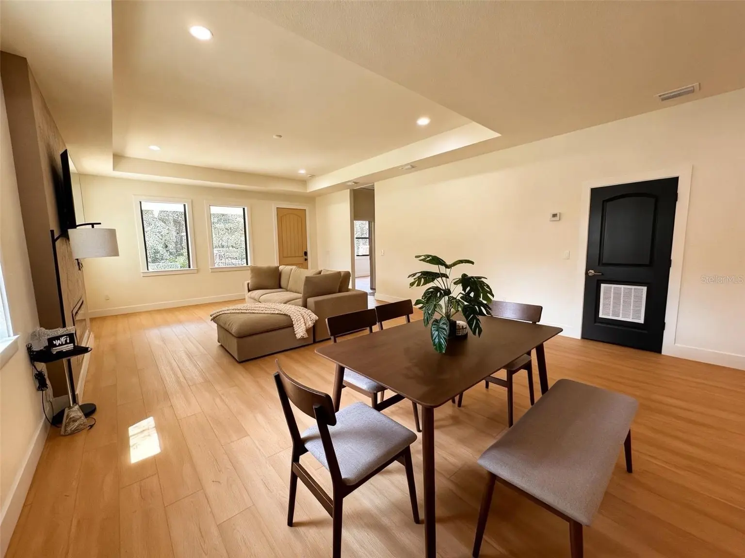 7905 N GREENWOOD AVENUE, TAMPA, FL, photo 12 of 30