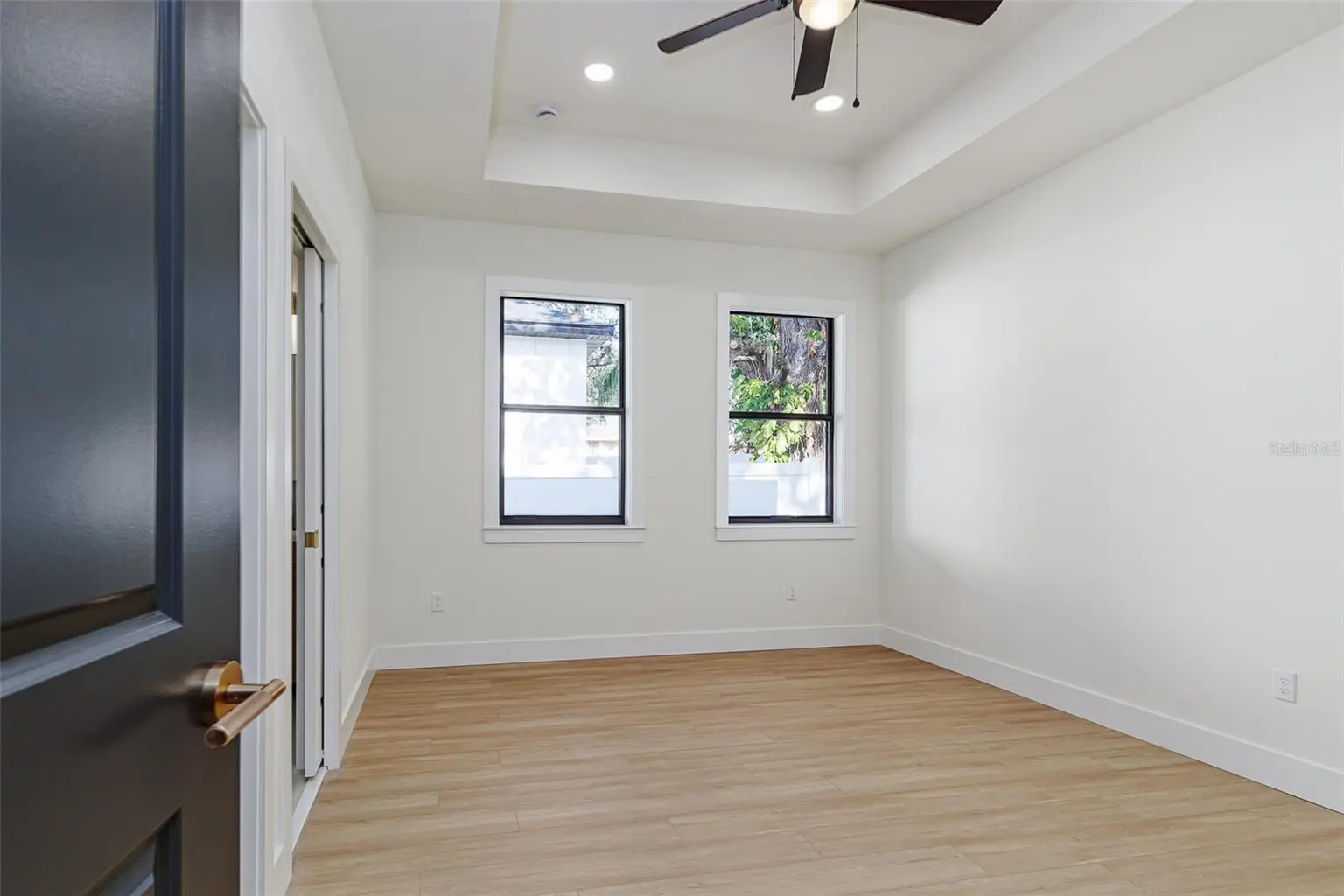 7905 N GREENWOOD AVENUE, TAMPA, FL, photo 14 of 30