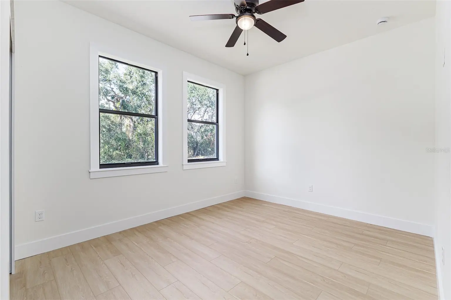 7905 N GREENWOOD AVENUE, TAMPA, FL, photo 20 of 30