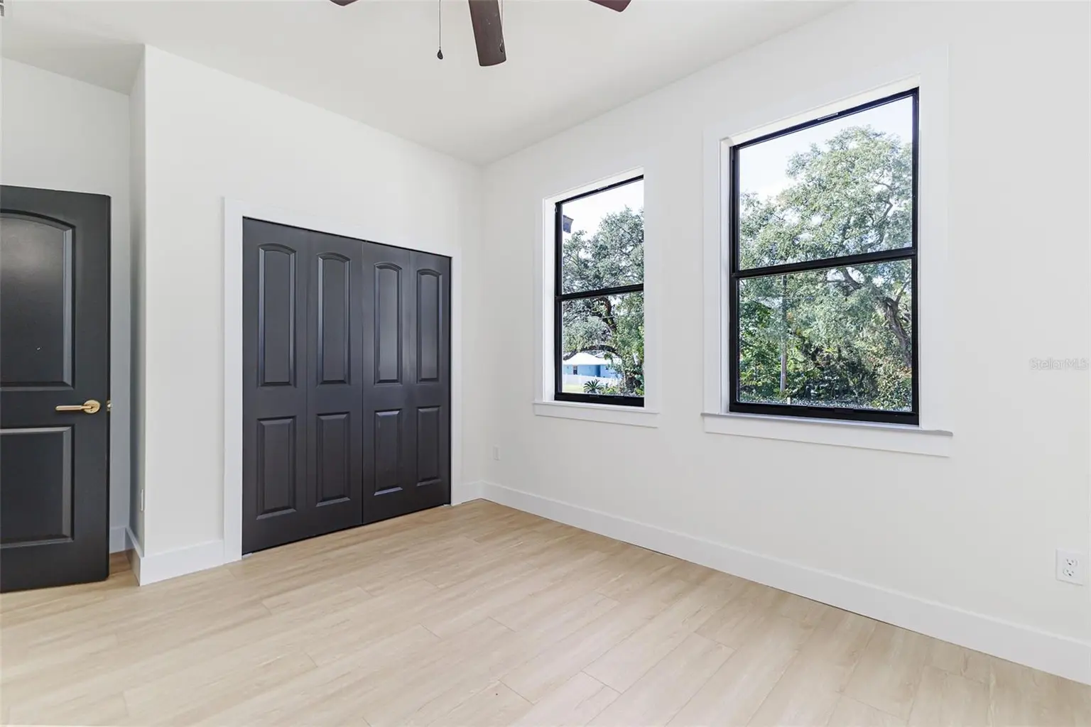 7905 N GREENWOOD AVENUE, TAMPA, FL, photo 21 of 30