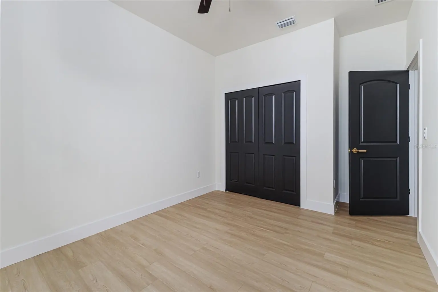 7905 N GREENWOOD AVENUE, TAMPA, FL, photo 24 of 30