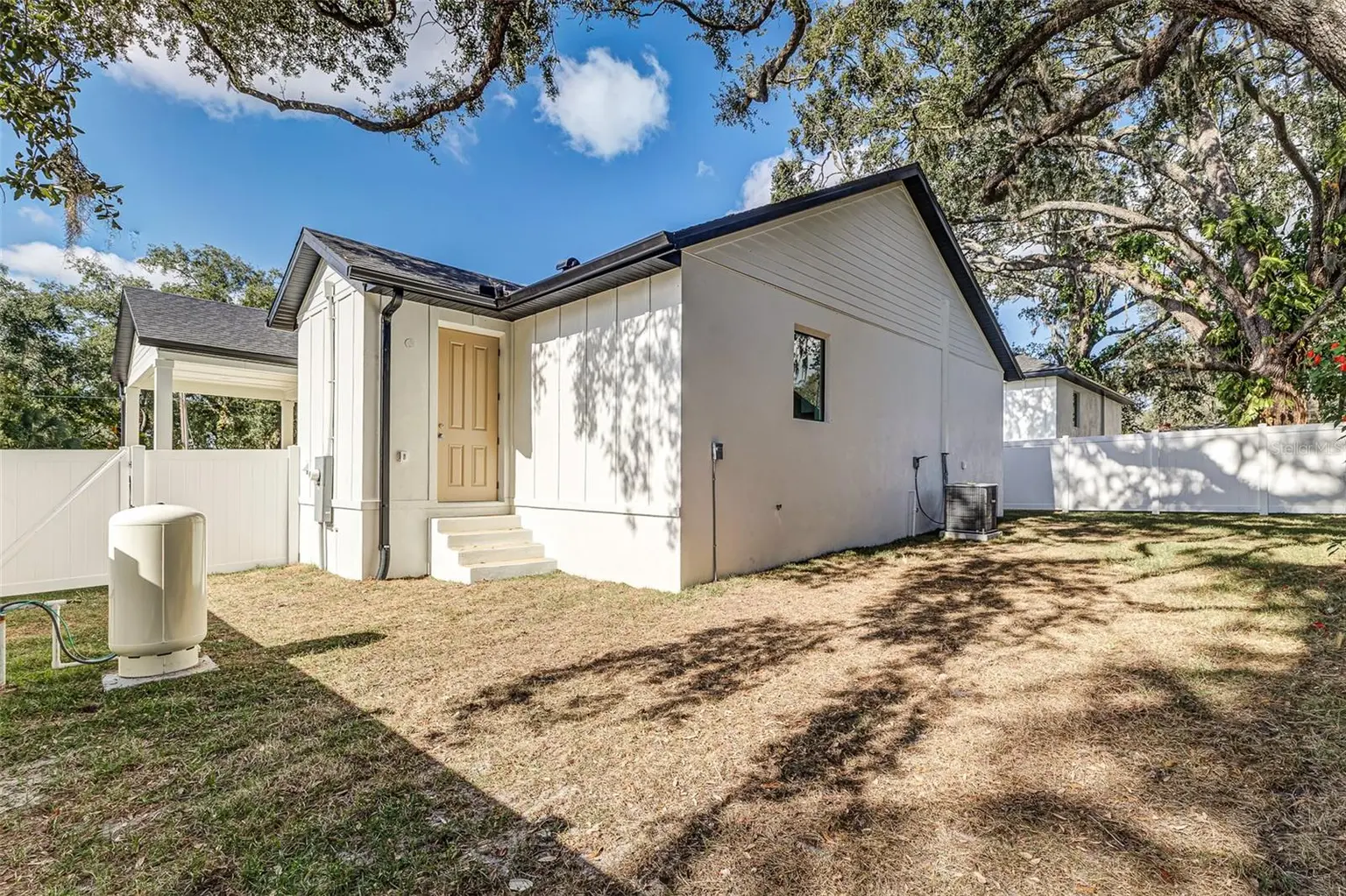 7905 N GREENWOOD AVENUE, TAMPA, FL, photo 28 of 30