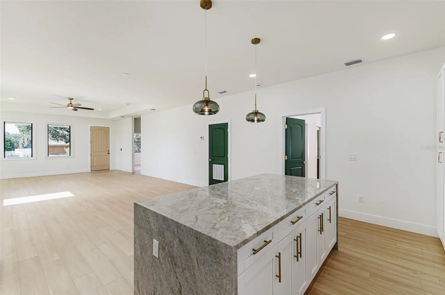 7901 N GREENWOOD AVENUE, TAMPA, FL, photo 9 of 21