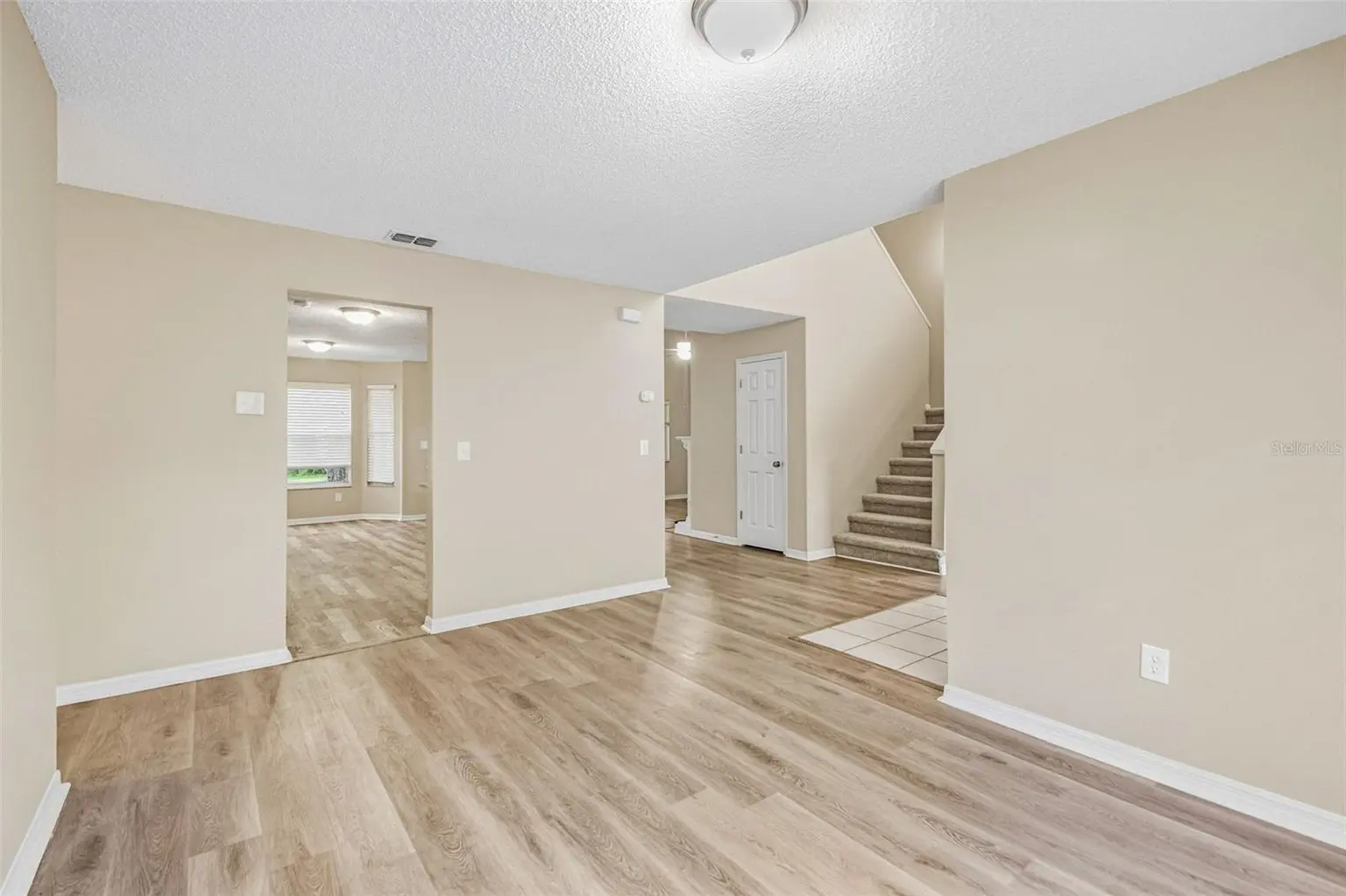 9006 DIXIANA VILLA CIRCLE, TAMPA, FL, photo 17 of 75