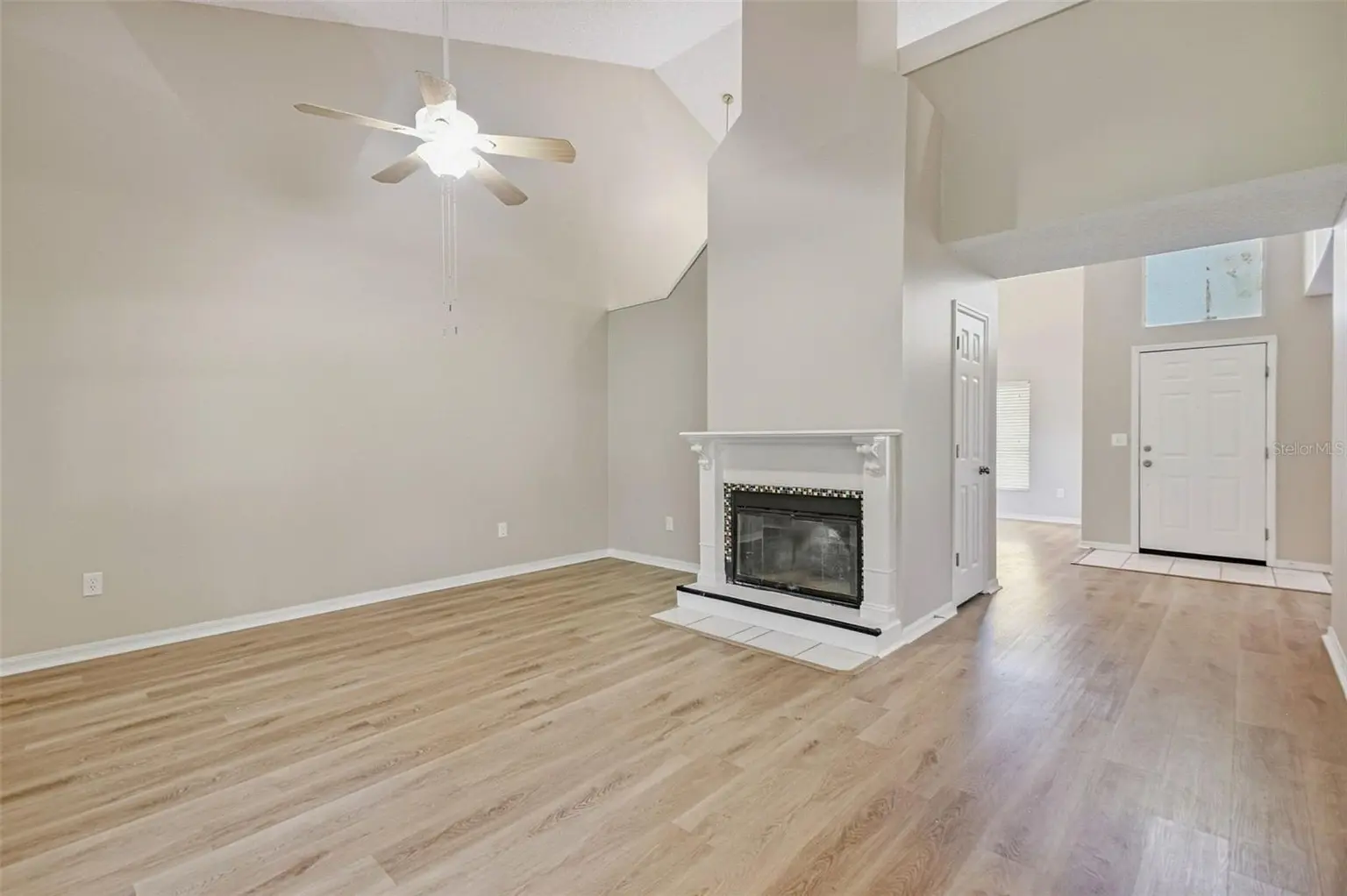 9006 DIXIANA VILLA CIRCLE, TAMPA, FL, photo 19 of 75