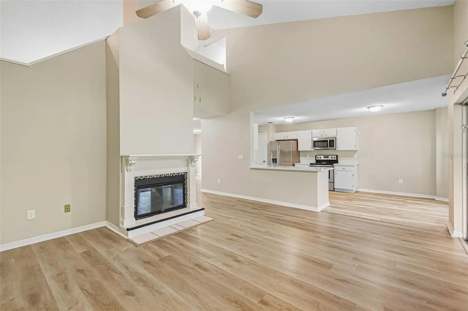 9006 DIXIANA VILLA CIRCLE, TAMPA, FL, photo 20 of 75