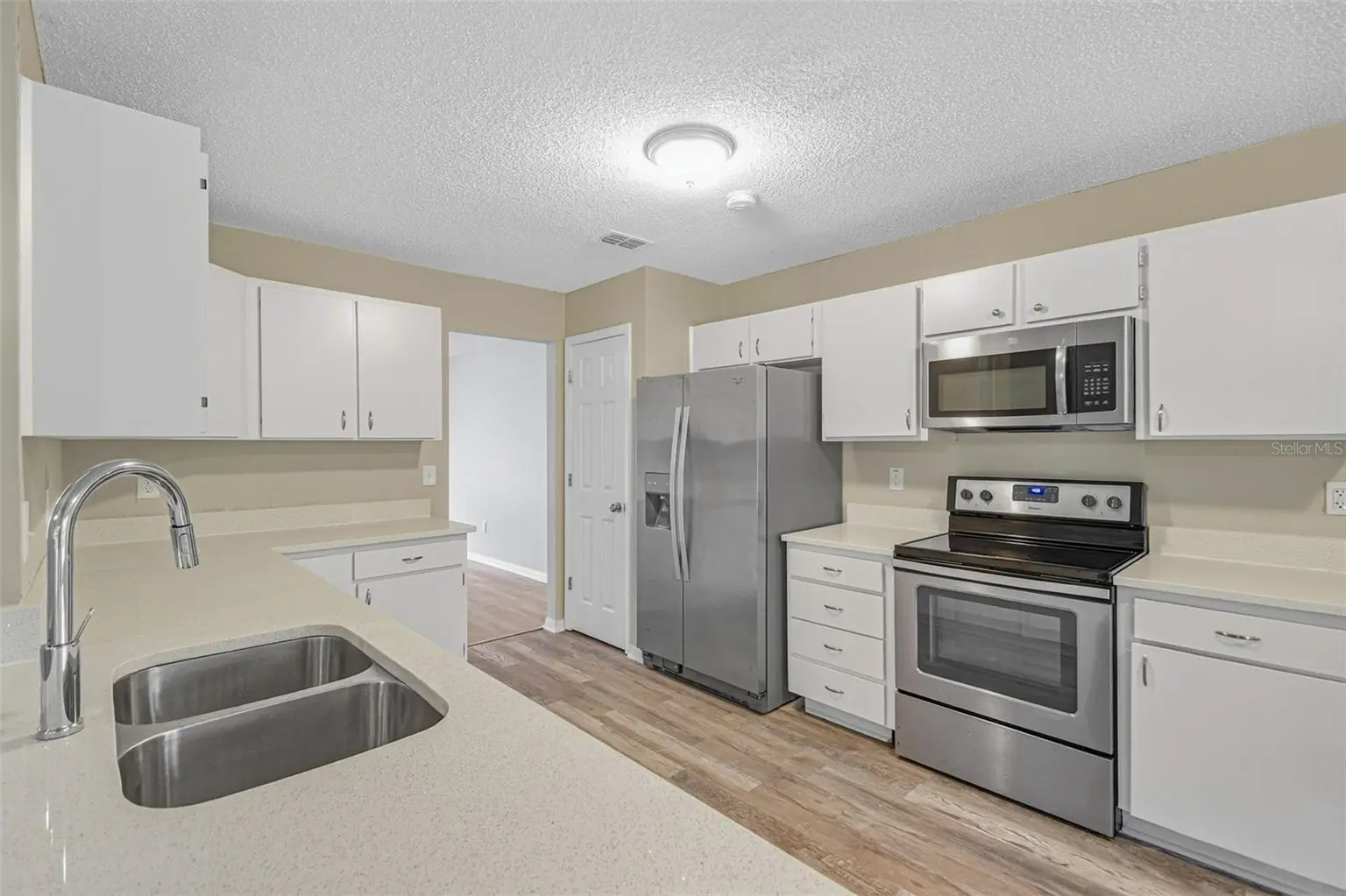 9006 DIXIANA VILLA CIRCLE, TAMPA, FL, photo 22 of 75