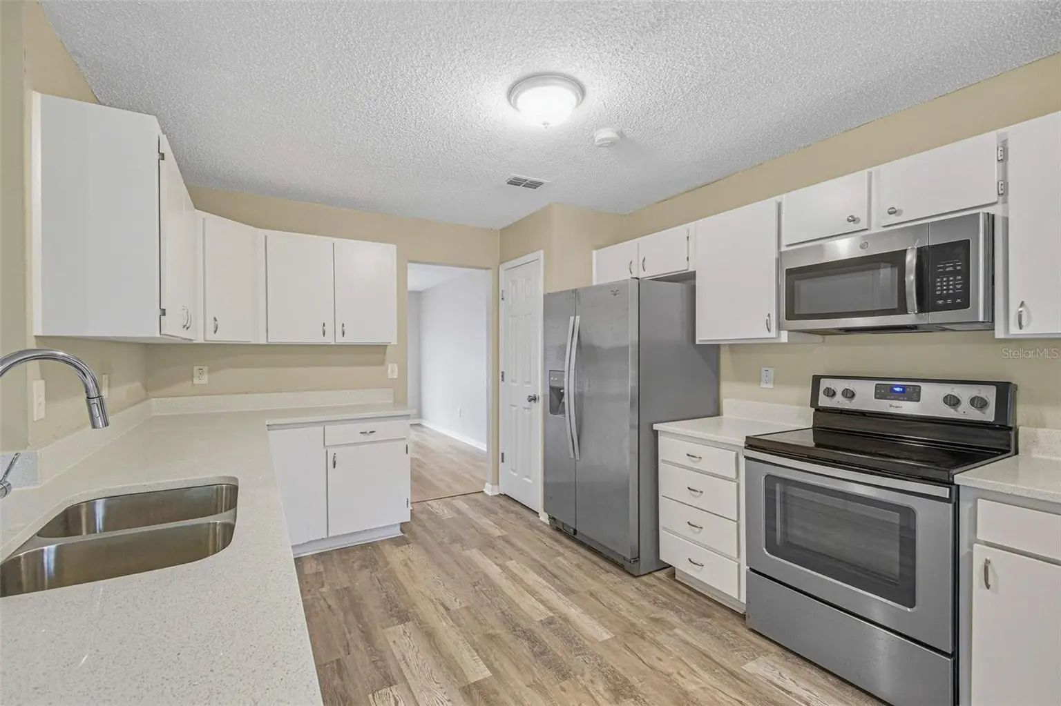 9006 DIXIANA VILLA CIRCLE, TAMPA, FL, photo 26 of 75