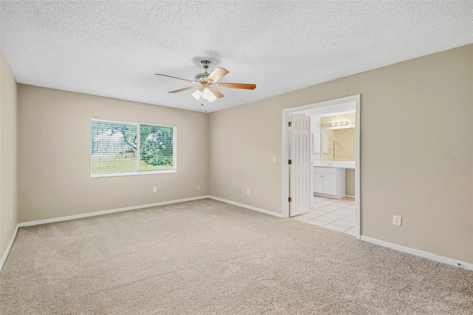 9006 DIXIANA VILLA CIRCLE, TAMPA, FL, photo 35 of 75