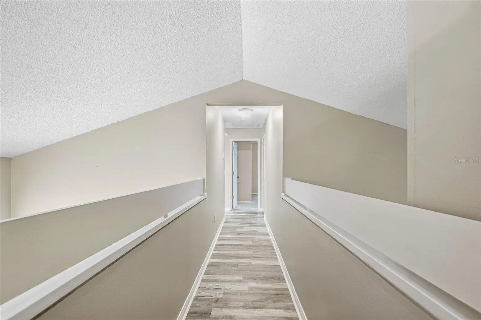 9006 DIXIANA VILLA CIRCLE, TAMPA, FL, photo 44 of 75
