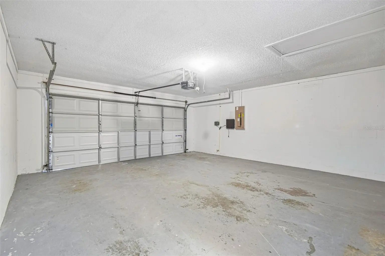 9006 DIXIANA VILLA CIRCLE, TAMPA, FL, photo 59 of 75