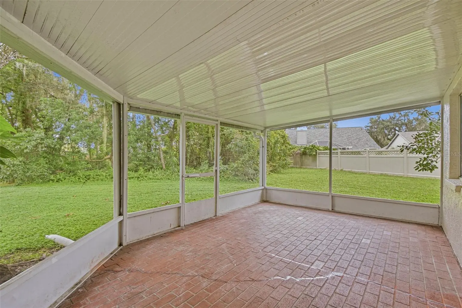9006 DIXIANA VILLA CIRCLE, TAMPA, FL, photo 60 of 75