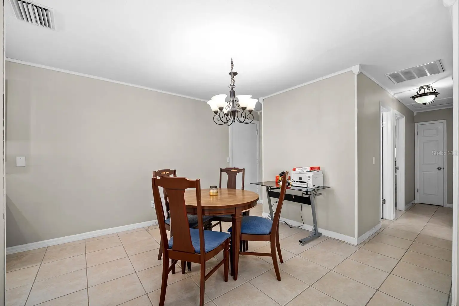 7608 S SWOOPE STREET, TAMPA, FL, photo 12 of 38