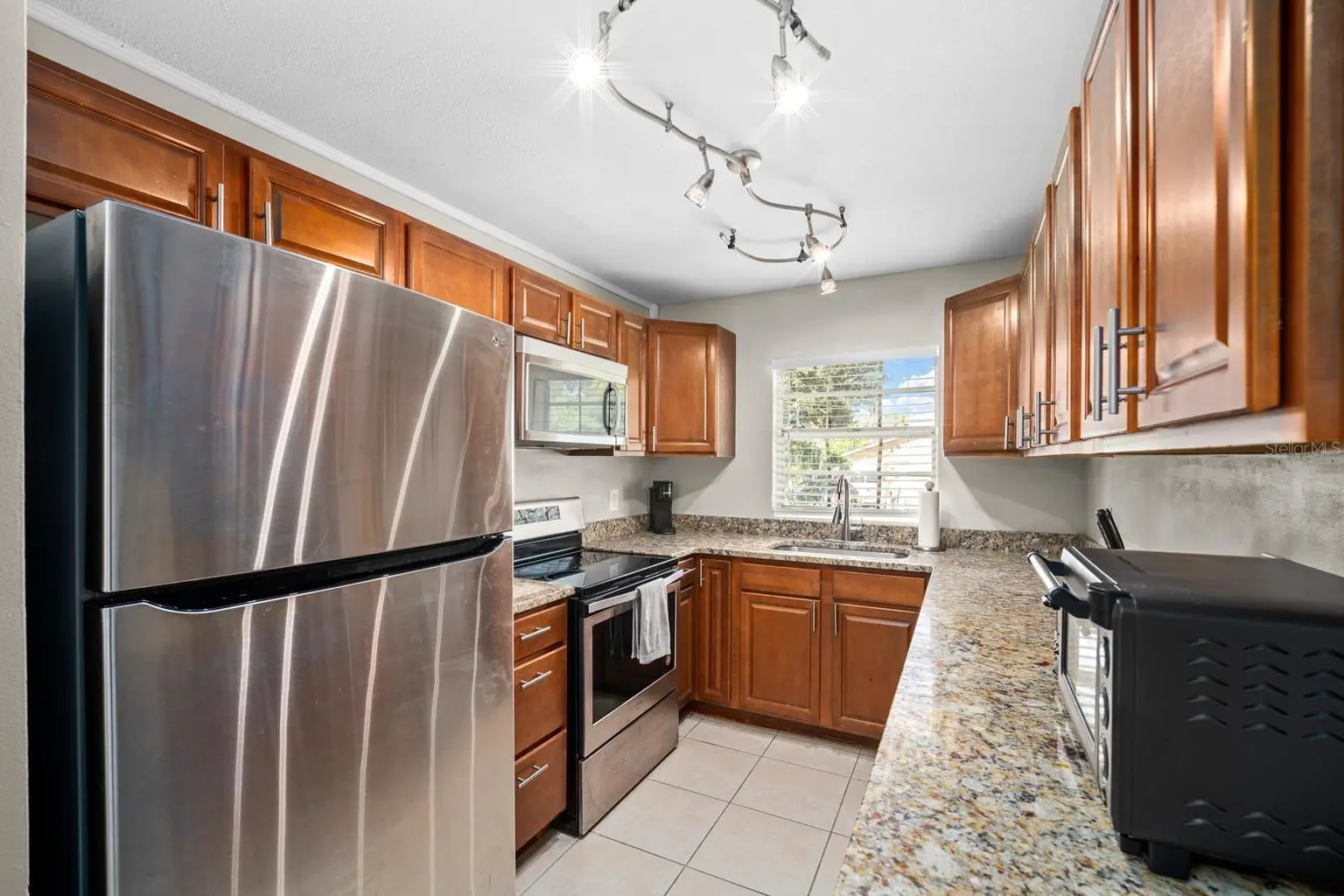 7608 S SWOOPE STREET, TAMPA, FL, photo 13 of 38