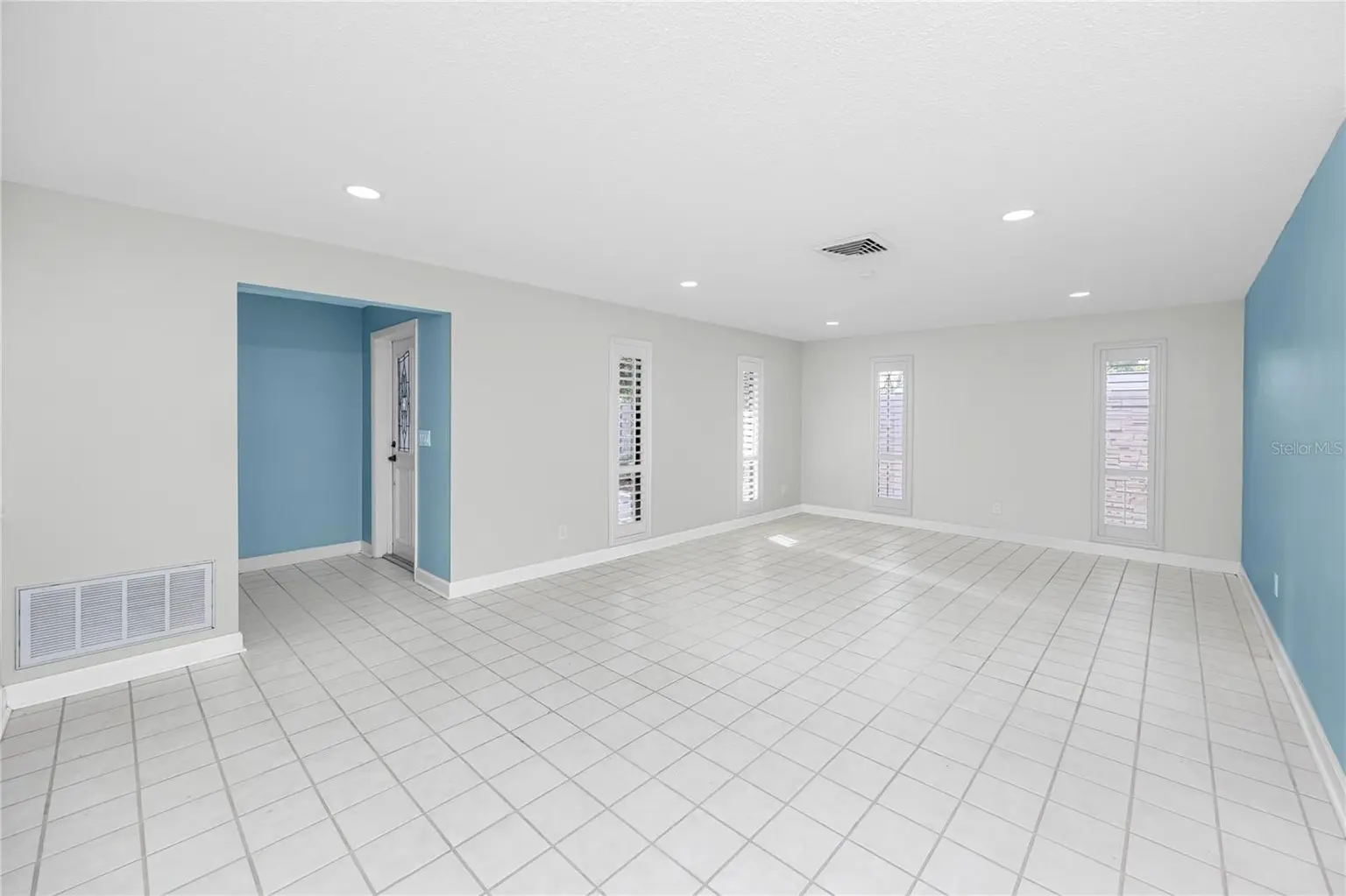 517 20TH AVENUE, INDIAN ROCKS BEACH, FL, photo 6 of 61