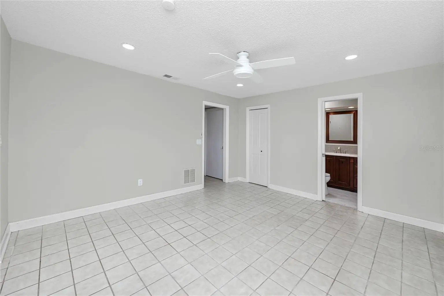 517 20TH AVENUE, INDIAN ROCKS BEACH, FL, photo 38 of 61