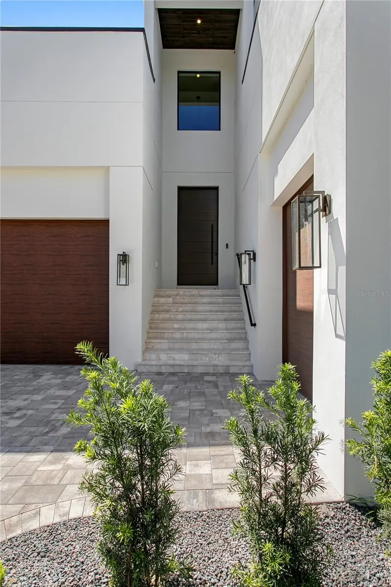 Barbara Lane home, photo 4 of 5