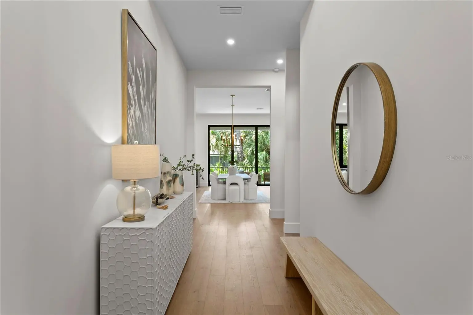 403 S BARBARA LANE, TAMPA, FL, photo 6 of 82